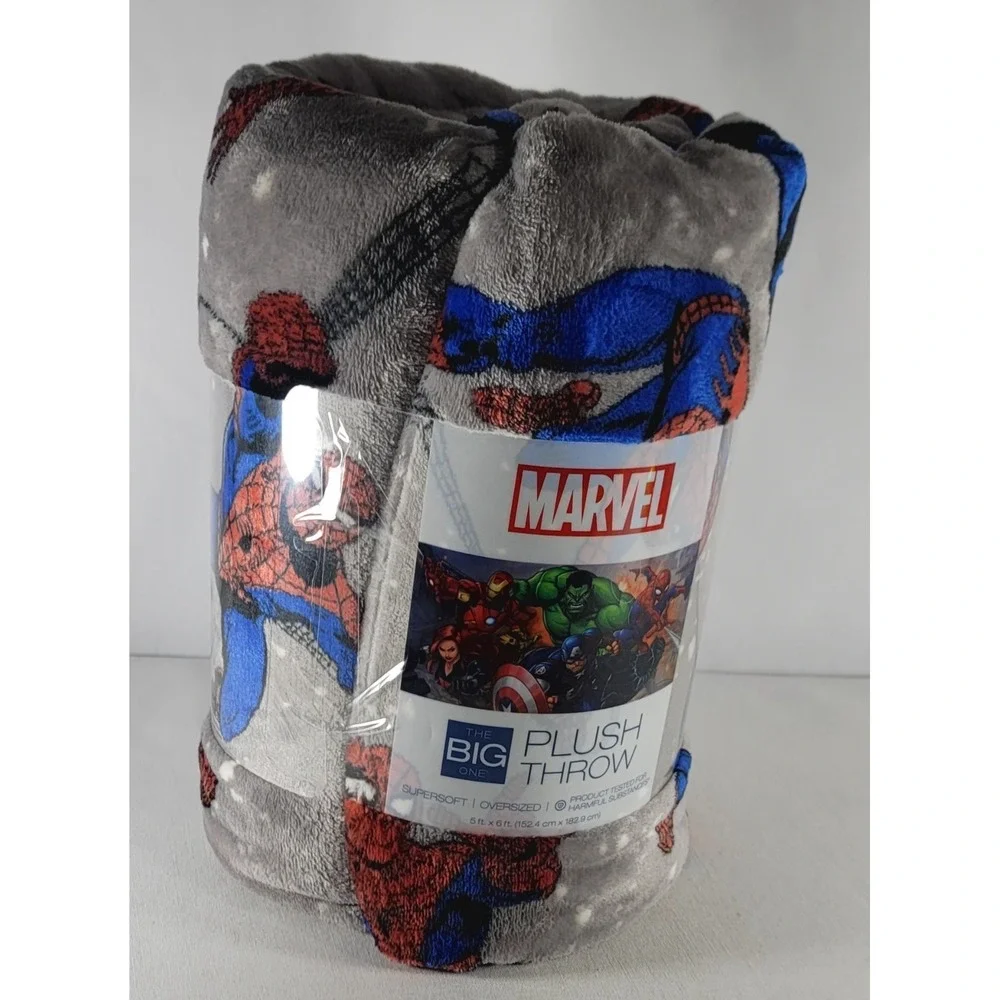 MARVEL'S The Spider-Man The‎ Big One Gray Oversized Fleece Throw - 5' x 6' New